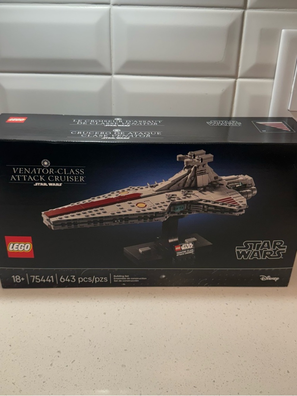 Star Wars Venator-Class Attack Cruiser Model Kit in Gray and Red